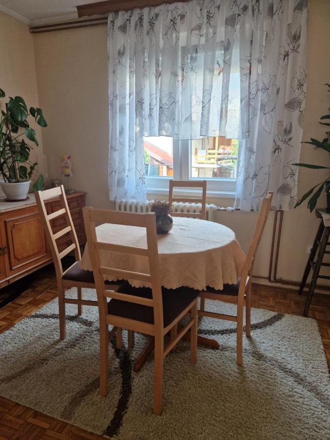 Guesthouse Irac Тузла Екстериор снимка